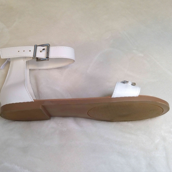 TORRID SANDALS - Picture 12 of 13